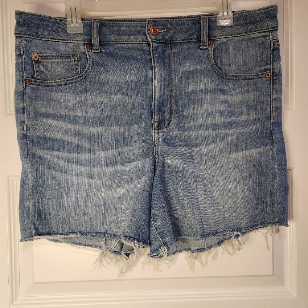 American Eagle Jeans Shorts with Raw Edge - Size 16